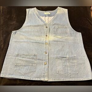 UC Vtg Stampede Women’s Denim Button-Up Vest